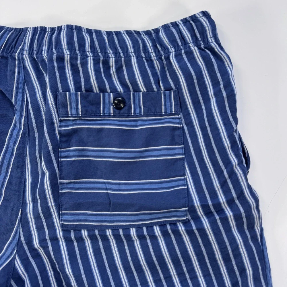 BANANA REPUBLIC 8